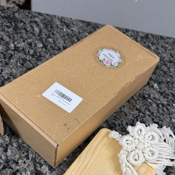 Boho Wood Shelf with Cream Macrame Tassels NEW in box - Picture 10 of 10